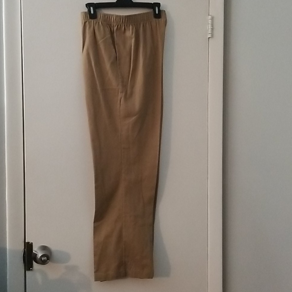White Stag Women pants NWT
